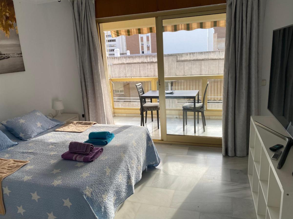 Quarto em Acomodações Particulares Centro Privada En Compartidos Málaga