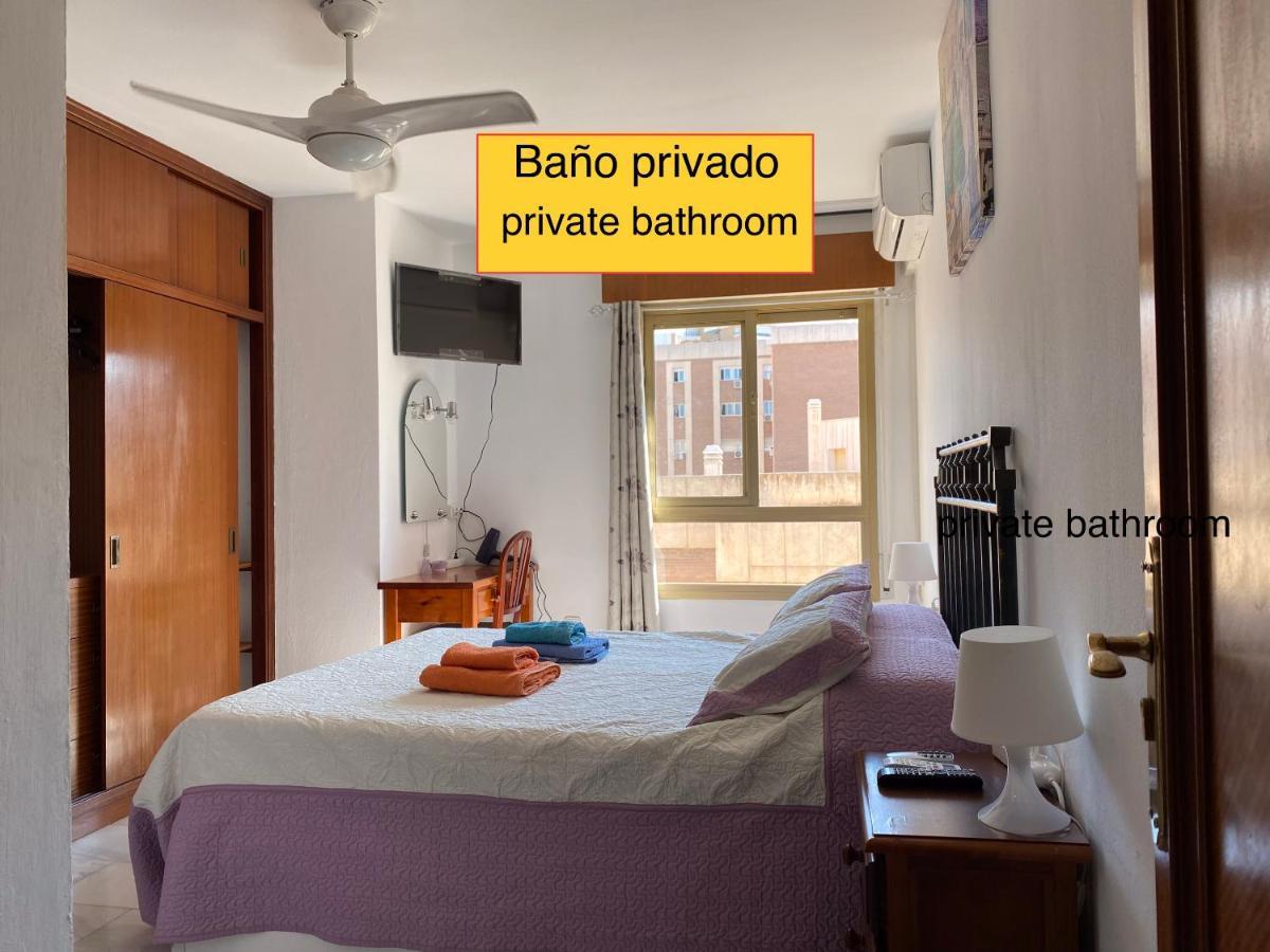 Quarto em Acomodações Particulares Centro Privada En Compartidos Málaga